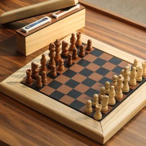 Leia mais sobre o artigo Jogo de Xadrez Madeira Natural P