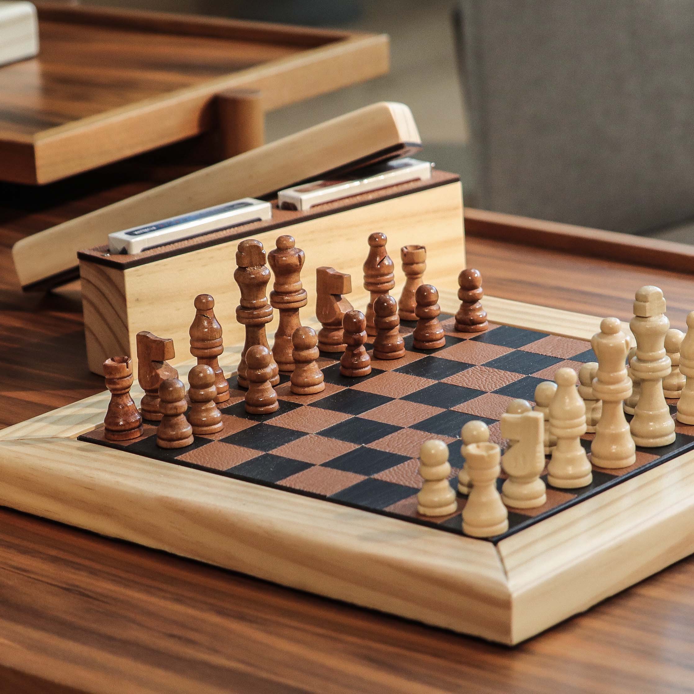 Jogo xadrez madeira: Com o melhor preço